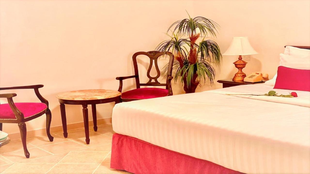 Rotana Hotel Jeddah Bagian luar foto